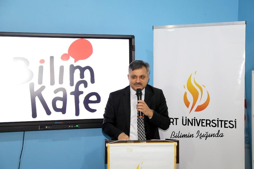 6 Şubat Depremi ve Deprem Gerçeği Konulu Konferans Düzenlendi