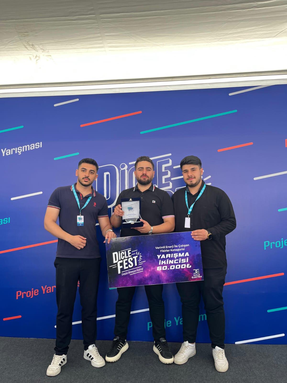 Diclefest’te Öğrencilerimizden İkincilik Başarısı 